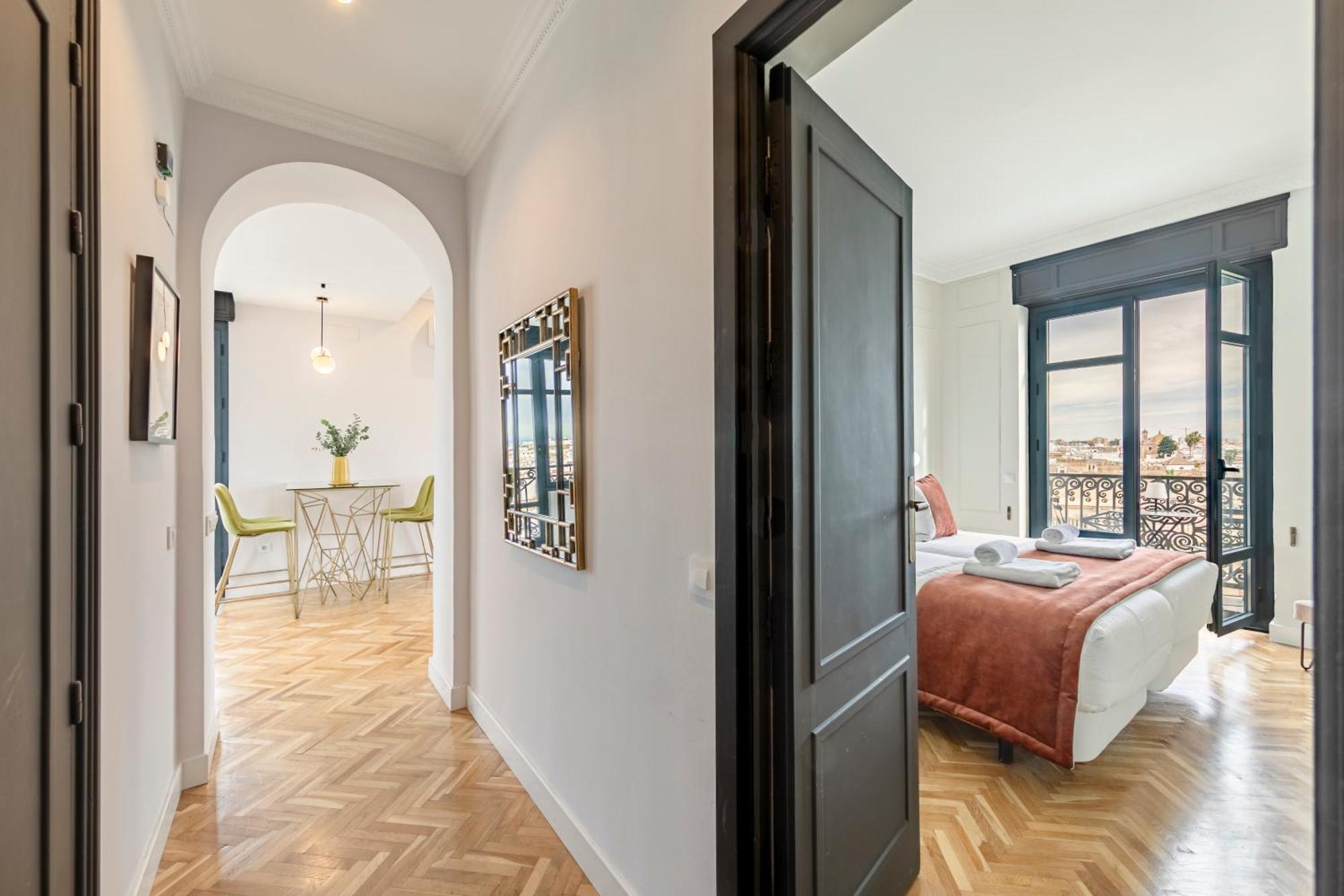 Isg Apartments The Most Exclusive Apartment In Sevillaparking Exterior foto